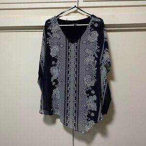 Roz & Alli, navy & white, asymmetrical, poncho style tunic, size 2X
